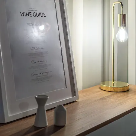 Wine Ciliegiolo شقة *