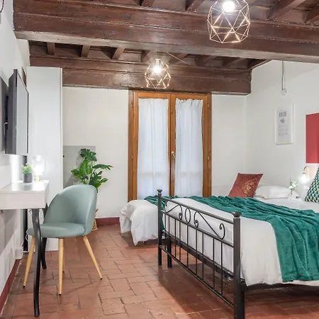 Wine Ciliegiolo شقة فلورنس