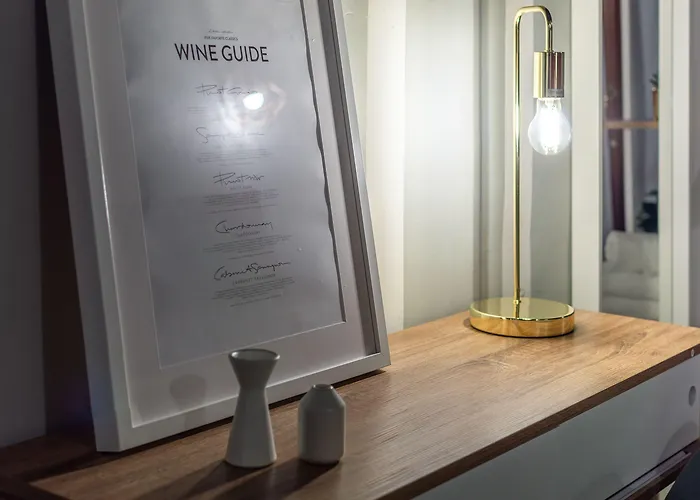 Wine Ciliegiolo Apartamento *